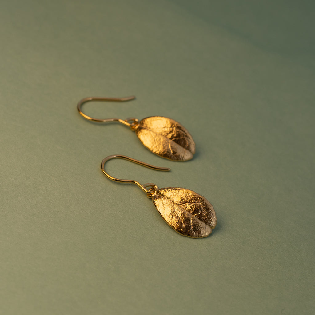 Eternal Lingon earrings, golden
